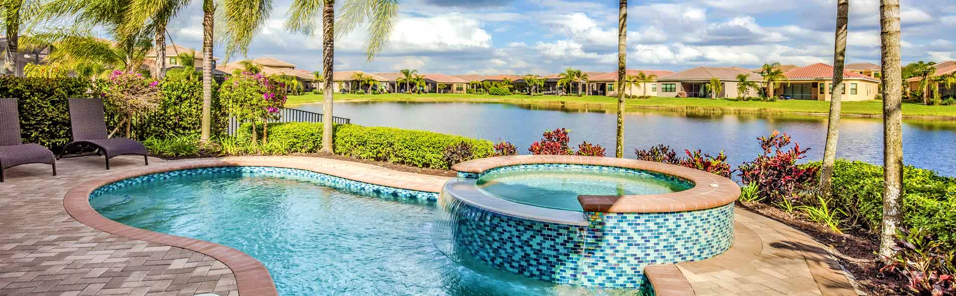 Venice, FL Lakefront Homes